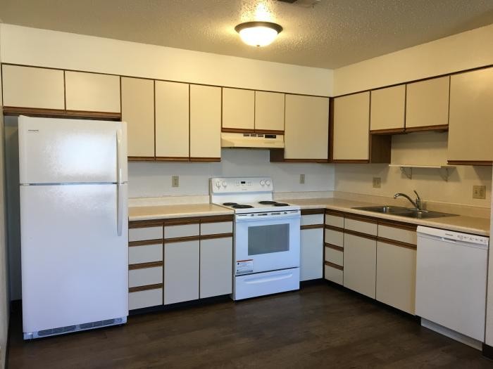115 Sugar Creek Ln-Unit -1 in North Liberty, IA - Building Photo