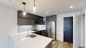 345 Harrison Ave in Boston, MA - Building Photo