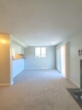 3061 S Ursula Cir, Unit #101 in Aurora, CO - Building Photo - Building Photo