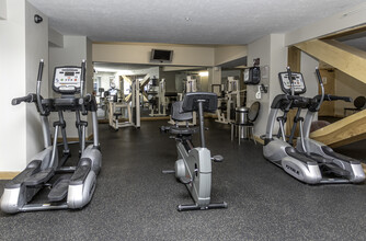 The Condominiums at Stonebridge in Cleveland, OH - Building Photo - Interior Photo