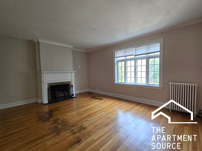 property at 1107 Lake St