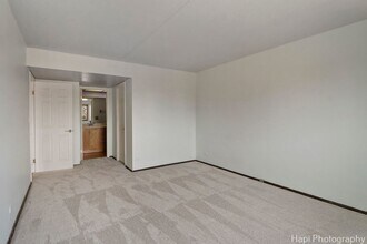 13200 W Heiden Cir in Lake Bluff, IL - Building Photo - Building Photo