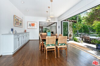 627 Alta Dr in Beverly Hills, CA - Building Photo - Building Photo