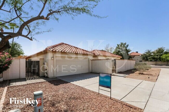 5351 W Onyx Ave in Glendale, AZ - Building Photo - Building Photo