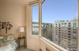 201 Harrison St, Unit 925 in San Francisco, CA - Building Photo