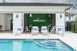 711 Del Vista Rd in Pompano Beach, FL - Building Photo - Building Photo