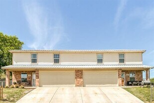 3152 Karen St in Fort Worth, TX - Building Photo