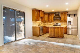 42275 W Calle St in Maricopa, AZ - Building Photo - Building Photo