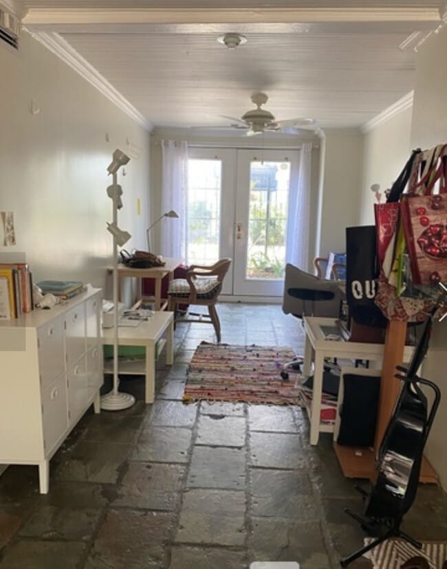 2312 Napoleon Ave, Unit Two bedrooms 1st floor
