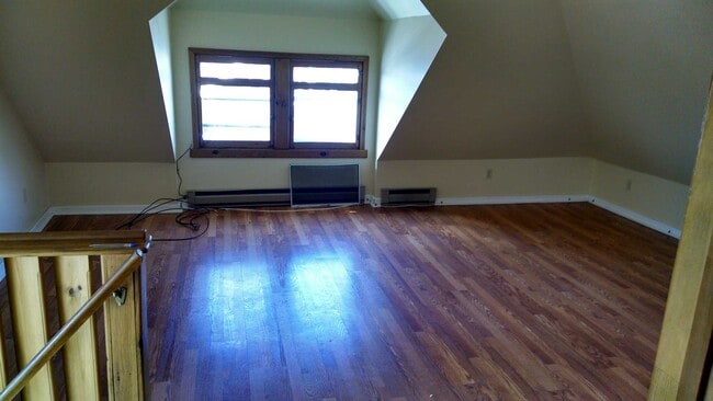 20 Champlain St, Unit Apt. #3