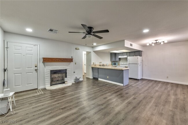 4150 Sanderling Cir in Las Vegas, NV - Building Photo - Building Photo