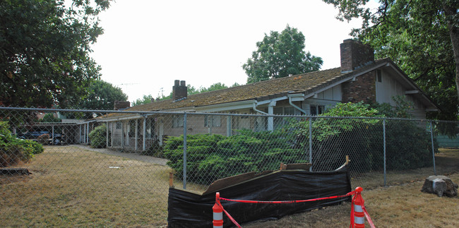 4006-4018 Satter Pl NE in Salem, OR - Building Photo - Building Photo