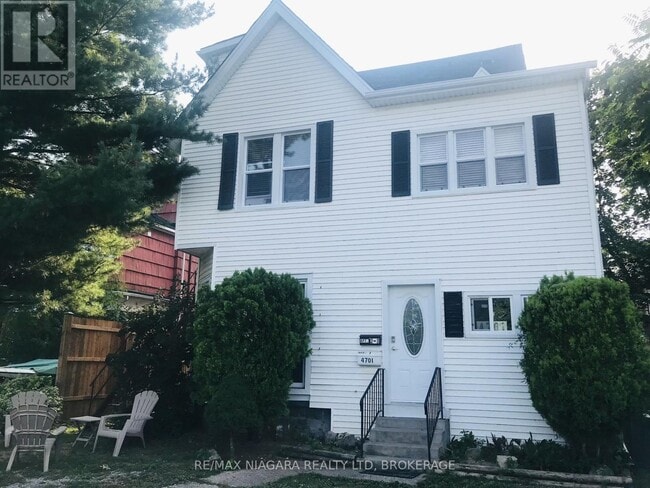 property at 4701 River Rd