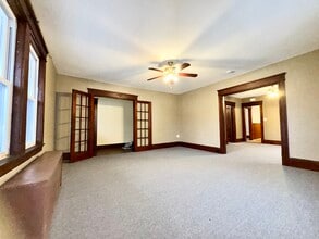 328 Stevens St, Unit 2 in Lowell, MA - Building Photo - Building Photo