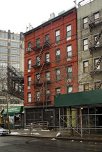 225-227 Hudson St in New York, NY - Building Photo - Building Photo