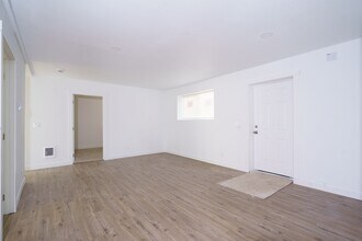 1415 S 56th St in Tacoma, WA - Building Photo - Building Photo