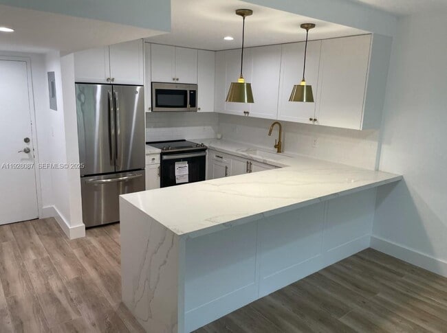 property at 100 Edgewater Dr