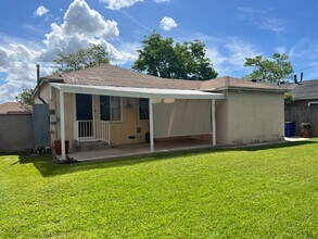 5403 Pearce Ave in Lakewood, CA - Building Photo - Building Photo