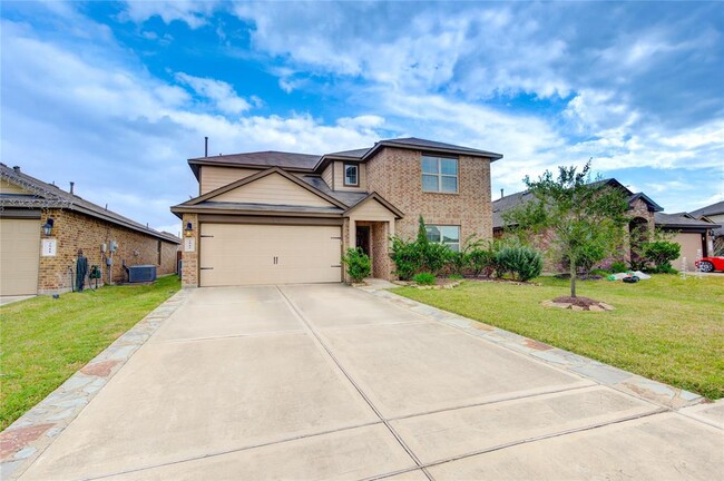 property at 2915 Iron Range Ct