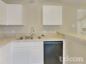 7740 Sign St in Missouri City, TX - Foto de edificio - Building Photo