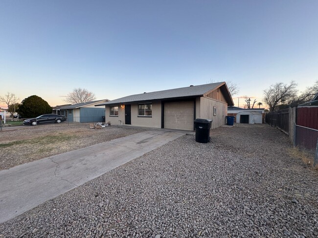 2441 E Camino St in Mesa, AZ - Building Photo - Building Photo