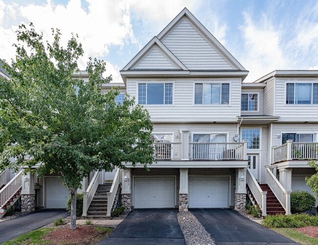 property at 2315 Eagle Trace Ln