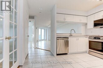 190 Manitoba St in Toronto, ON - Building Photo - Building Photo