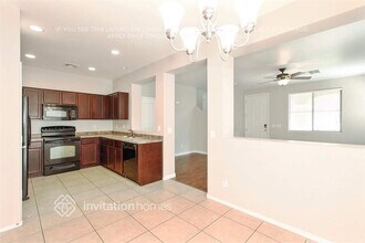 3915 S Napa Ln in Gilbert, AZ - Foto de edificio - Building Photo