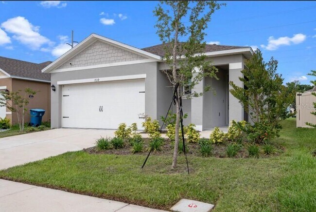 739 Chinoy Rd in Davenport, FL - Building Photo - Building Photo