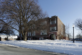 Edison Park Apartments in Sanford, ME - Foto de edificio - Building Photo