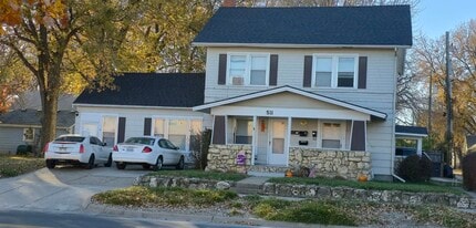 511 N 4th St, Unit 4 in Manhattan, KS - Building Photo - Building Photo