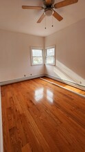 4 Lawrence Ave, Unit 4 Lawrence in Lynbrook, NY - Building Photo - Building Photo