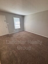 4913 Villa Fair Rd in Louisville, KY - Building Photo - Building Photo