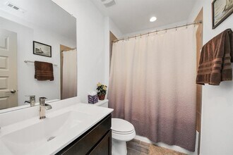 13521 Bonita Is Wy in La Marque, TX - Building Photo - Building Photo