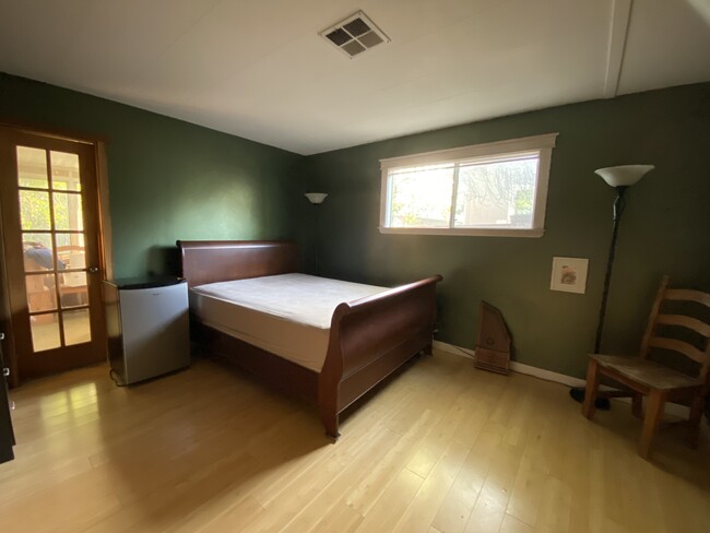 1206 Supi Ln in Topanga, CA - Building Photo - Building Photo