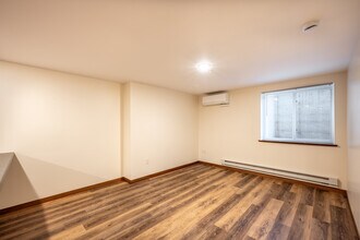 610 Gray St Apartments in Eau Claire, WI - Foto de edificio - Interior Photo