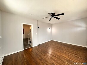 74 Mt Pleasant St in Derby, CT - Foto de edificio - Building Photo