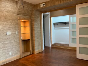 1102 N Wolcott Ave in Chicago, IL - Building Photo - Building Photo