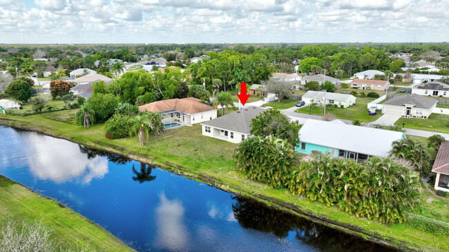 2361 SE Heathwood Cir in Port St. Lucie, FL - Building Photo - Building Photo