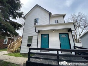 3916 9th St in Des Moines, IA - Building Photo - Building Photo