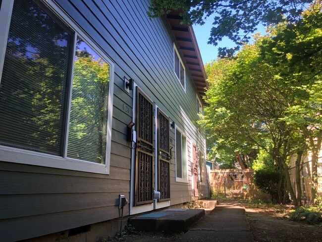 property at 1920 NE 8th Ave