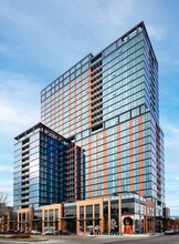 1151 W Washington Blvd, Unit 1402 in Chicago, IL - Foto de edificio - Building Photo