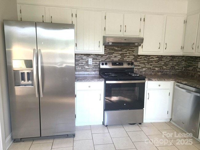11026 Vista Haven Dr in Charlotte, NC - Building Photo - Building Photo