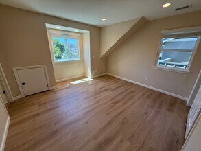 1956 Chorro St in San Luis Obispo, CA - Building Photo - Building Photo