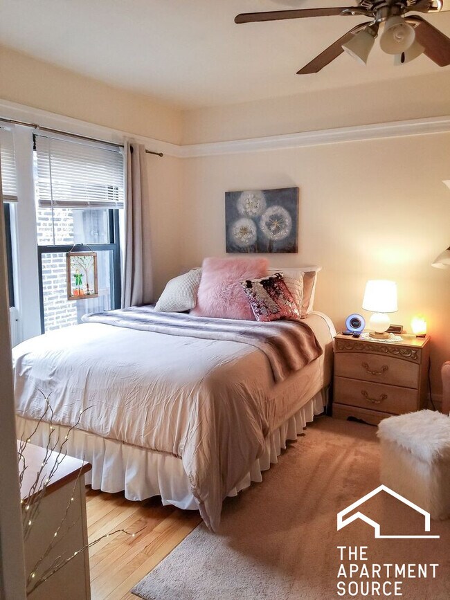 property at 518 W Cornelia Ave