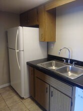 300 N Dewey St in Eustis, FL - Building Photo - Building Photo
