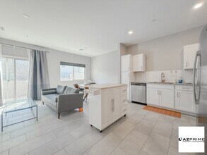 2269 W Echo Ln in Phoenix, AZ - Building Photo - Building Photo