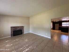 1066 Palmwood Dr in Sparks, NV - Building Photo - Building Photo