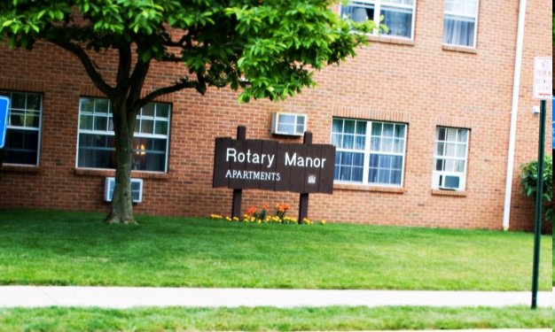 Rotary Manor in Urbana, OH - Foto de edificio - Building Photo