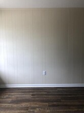 39503 LA-74 in Gonzales, LA - Building Photo - Building Photo